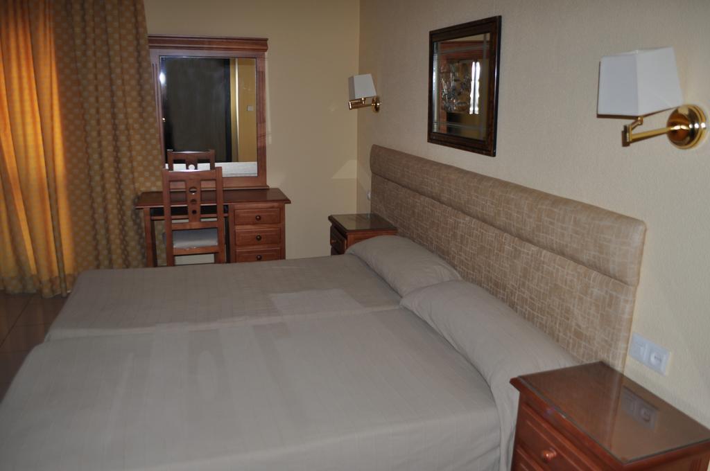 Hotel Roma San Fernando Kamer foto